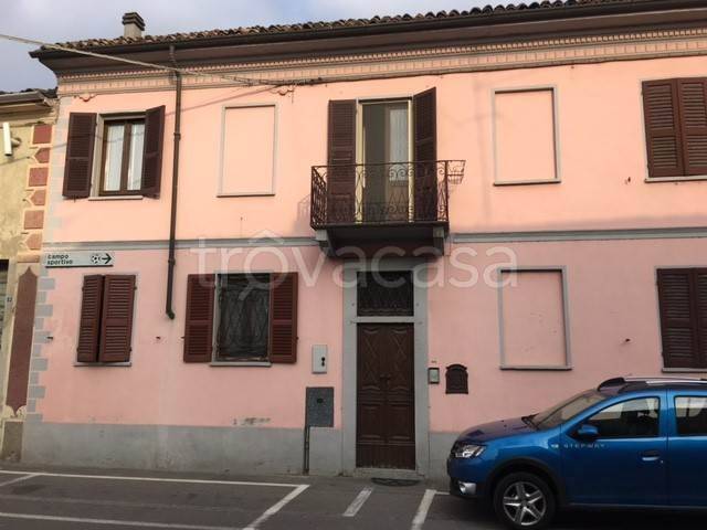 casa indipendente in vendita a Mortara