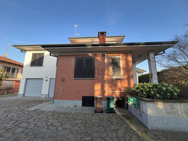 casa indipendente in vendita a Mortara