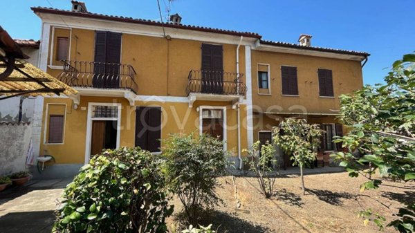 casa indipendente in vendita a Mortara