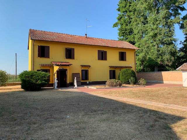 quadrivano in vendita a Mortara