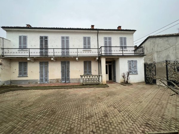 casa indipendente in vendita a Mortara