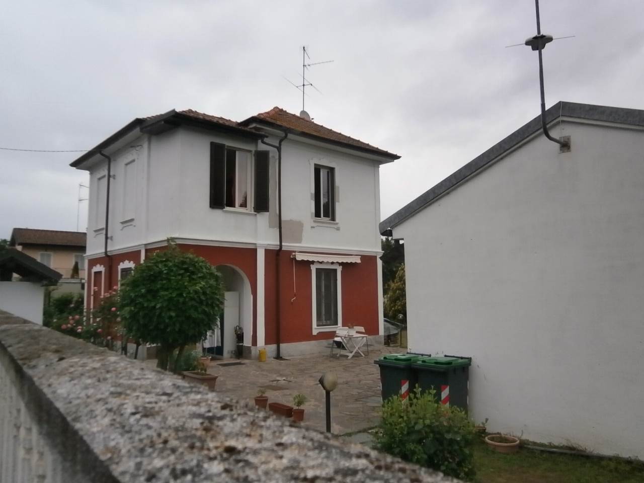 casa indipendente in vendita a Mortara