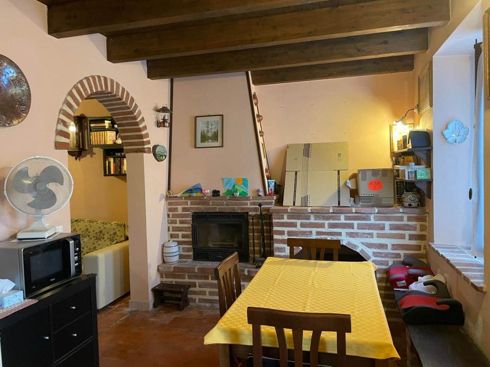 casa indipendente in vendita a Mortara