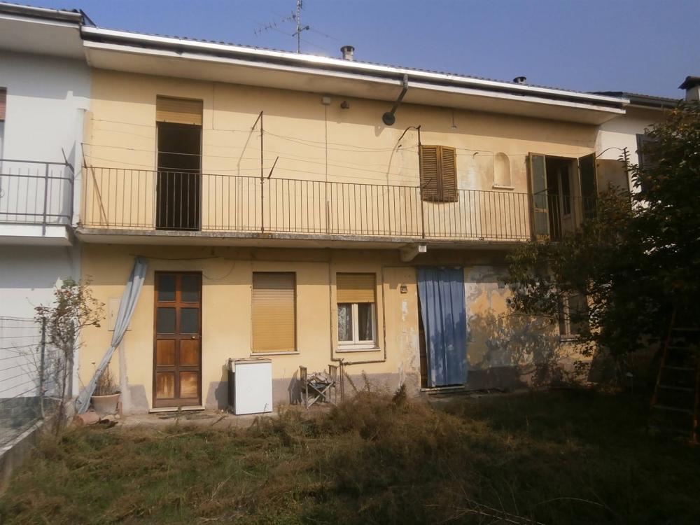 casa indipendente in vendita a Mortara