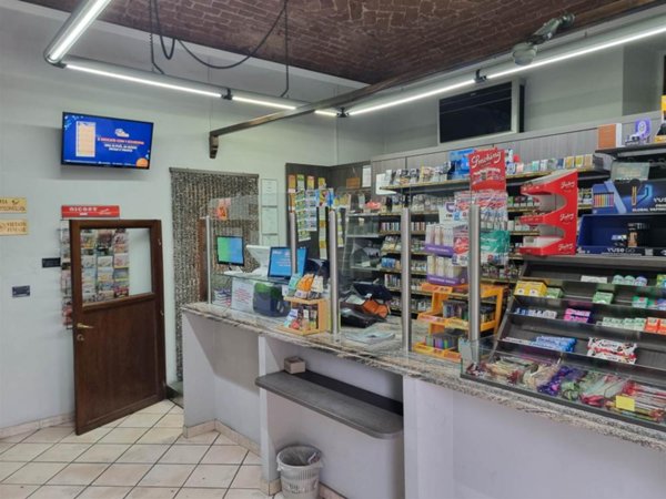 negozio in vendita a Mortara