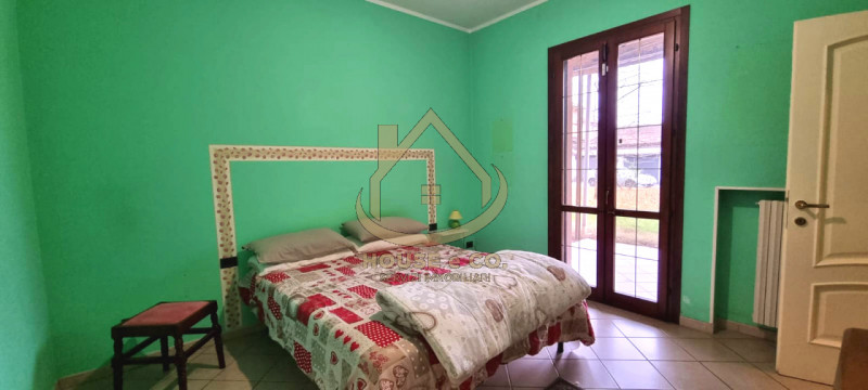 casa indipendente in vendita a Mortara