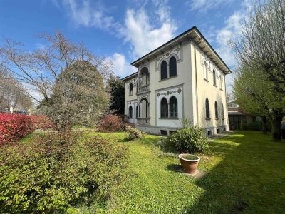 casa indipendente in vendita a Mortara