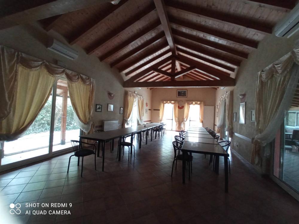 negozio in vendita a Mortara