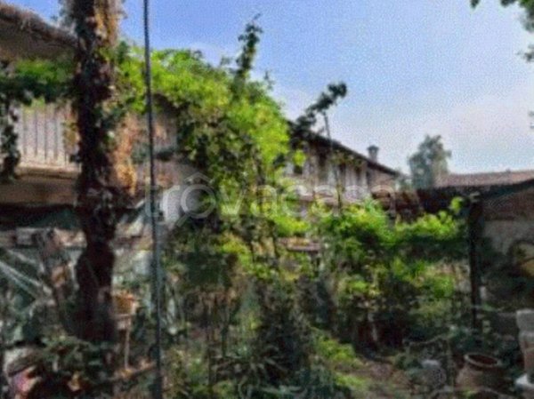 appartamento in vendita a Mortara in zona Casoni dei Peri