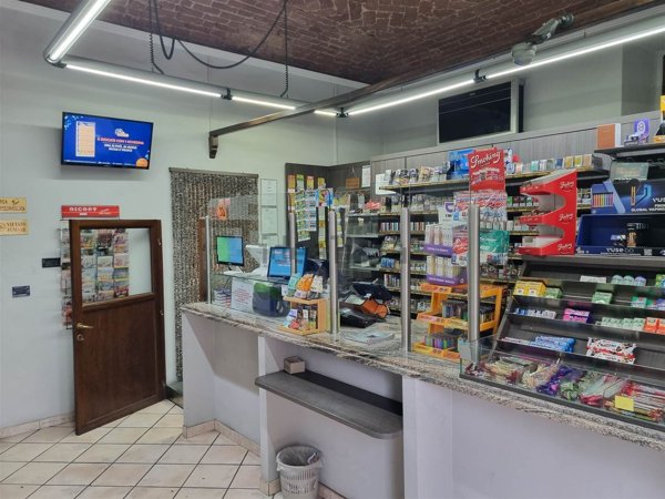 negozio in vendita a Mortara