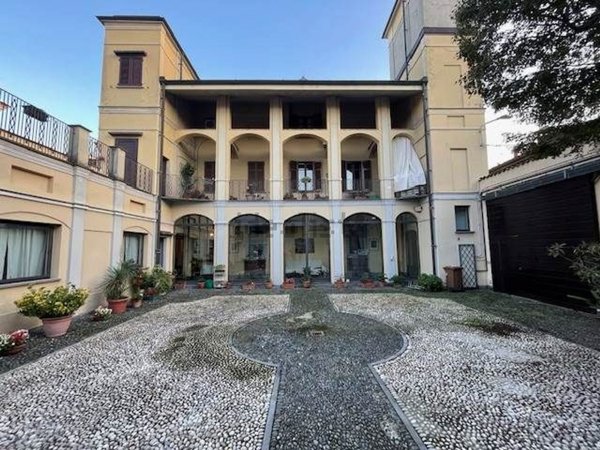 casa indipendente in vendita a Mortara