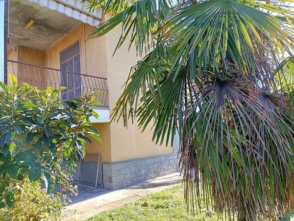 casa indipendente in vendita a Mortara
