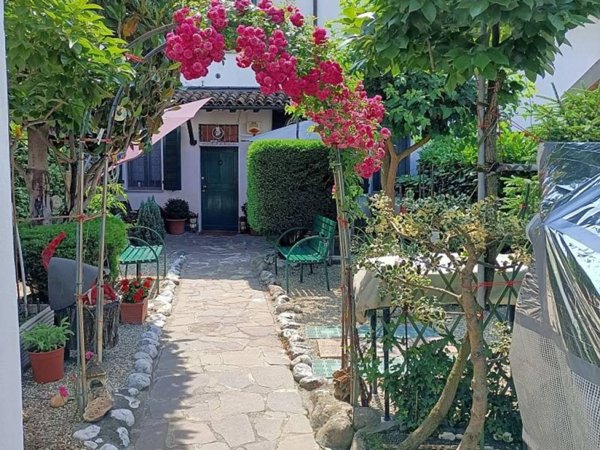 casa indipendente in vendita a Mortara