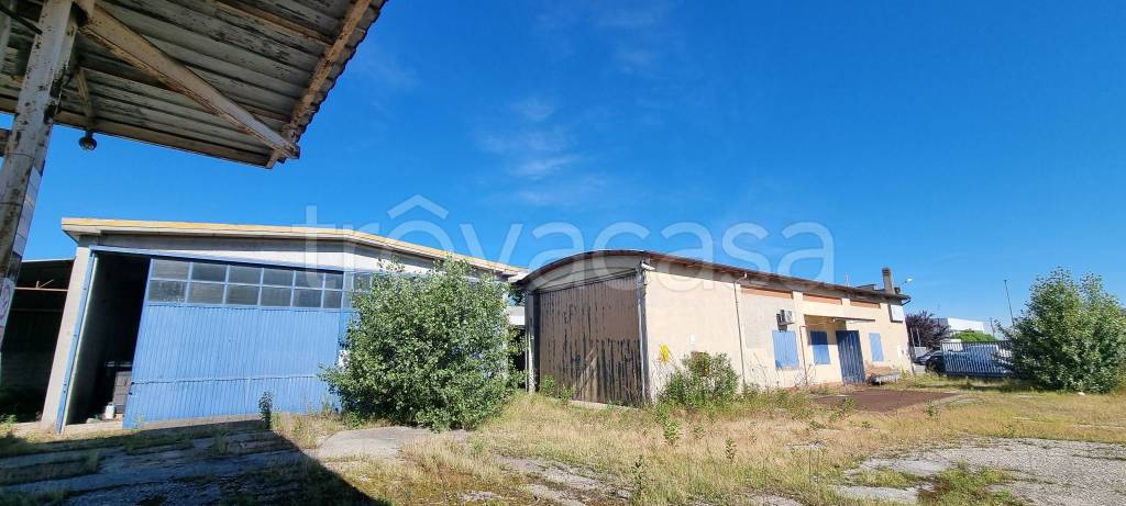 quadrivano in vendita a Mortara