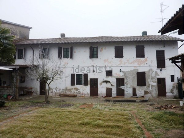 casa indipendente in vendita a Mortara