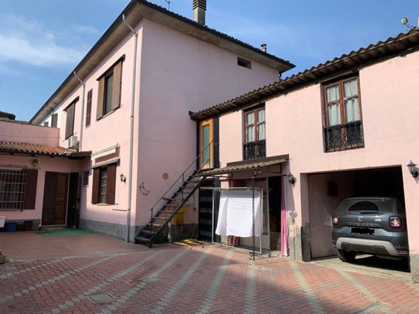 casa indipendente in vendita a Mortara