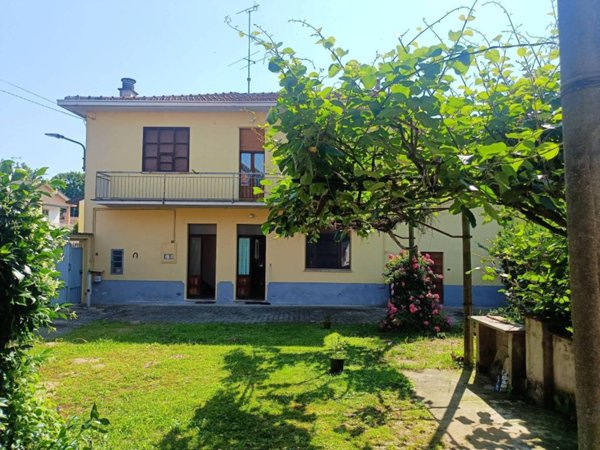 casa indipendente in vendita a Mortara
