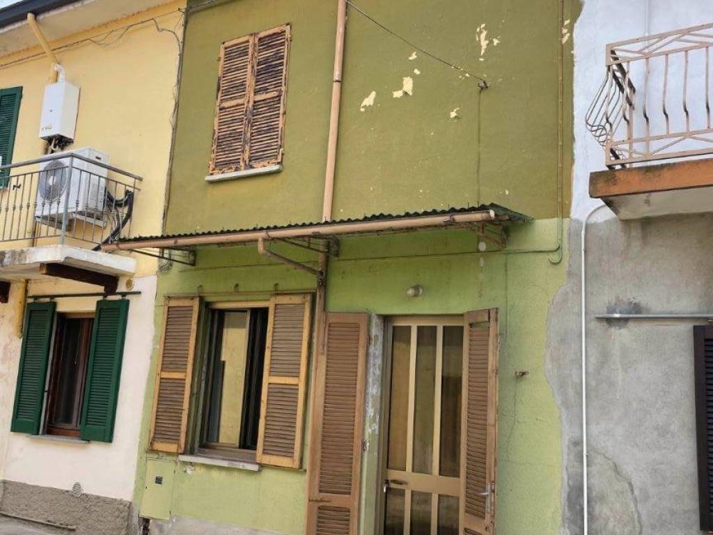 casa indipendente in vendita a Mortara
