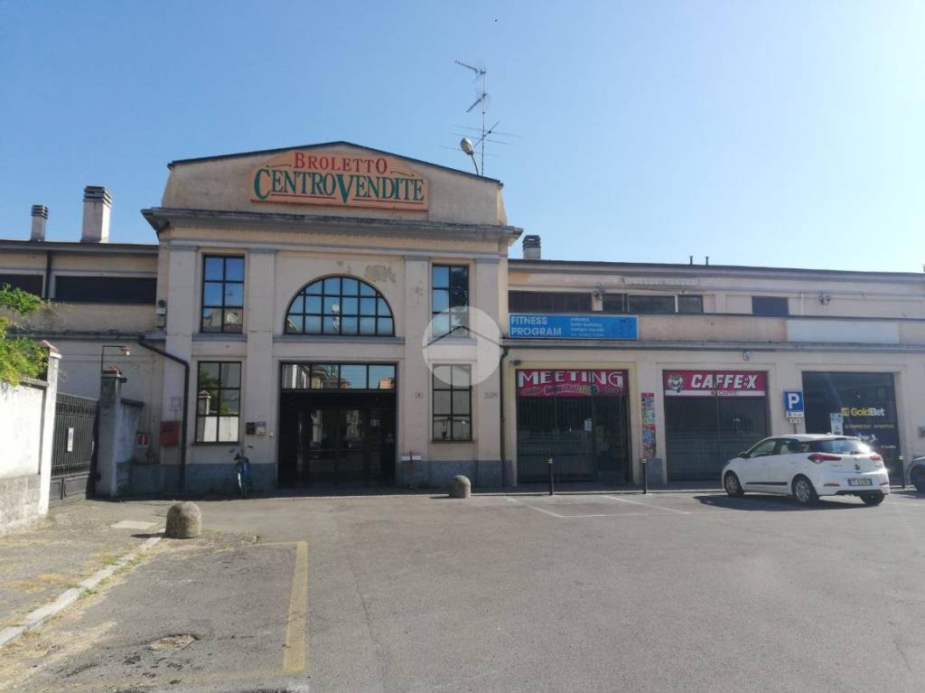 negozio in vendita a Mortara