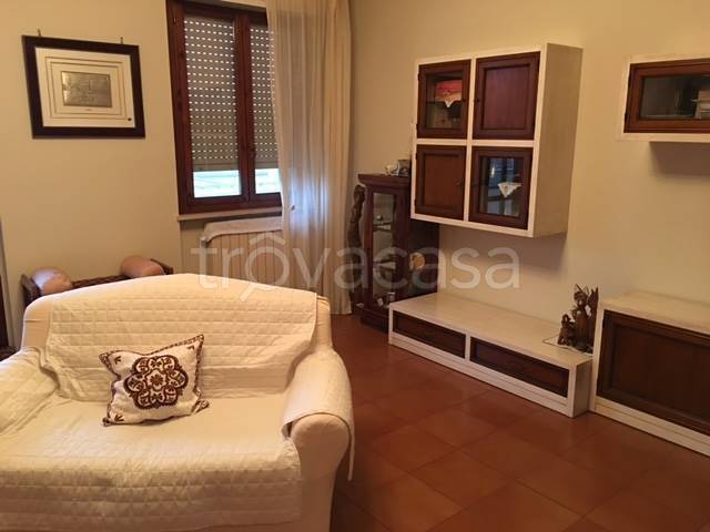 appartamento in vendita a Mortara in zona Medaglia