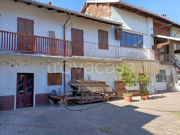 casa indipendente in vendita a Mortara