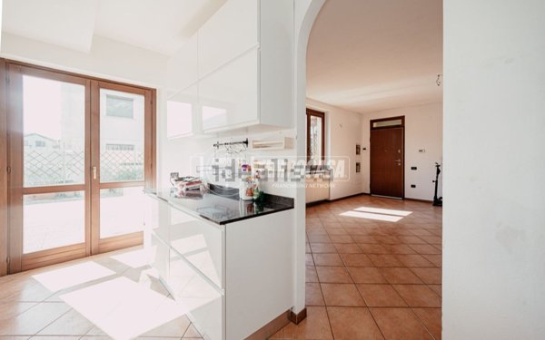 casa indipendente in vendita a Mortara