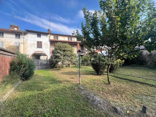 casa indipendente in vendita a Mortara