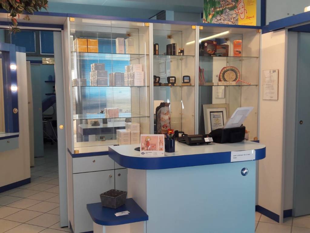 negozio in vendita a Mortara