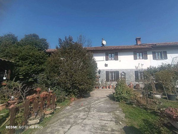 casa indipendente in vendita a Mortara