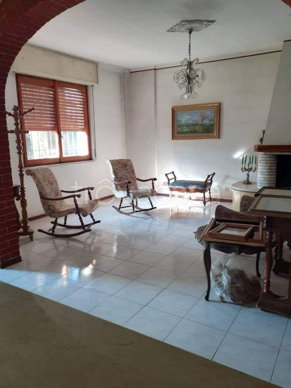 casa indipendente in vendita a Mortara