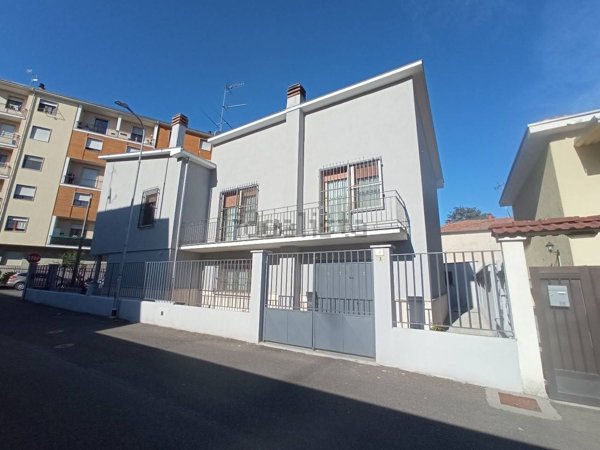 pentavano in vendita a Mortara