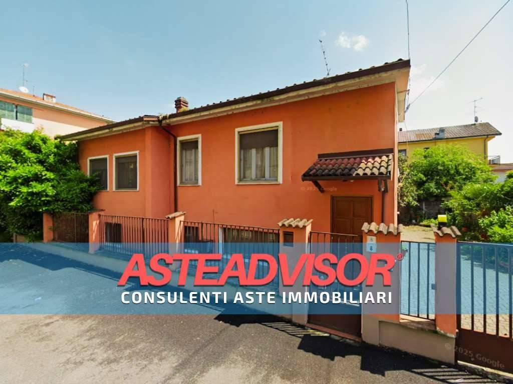 casa indipendente in vendita a Mortara