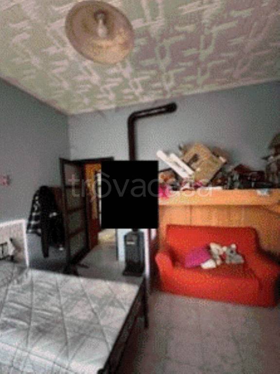 casa indipendente in vendita a Mortara