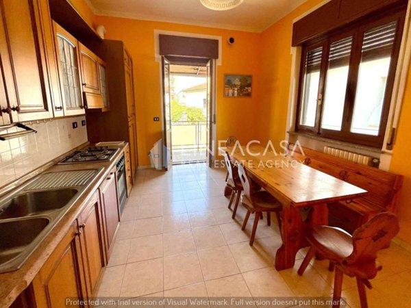casa indipendente in vendita a Mortara