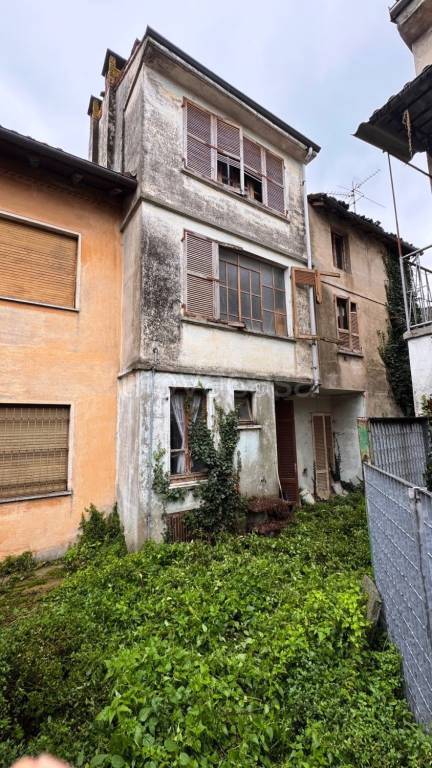 casa indipendente in vendita a Mortara