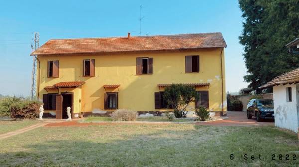 casa indipendente in vendita a Mortara