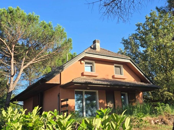 casa indipendente in vendita a Mortara
