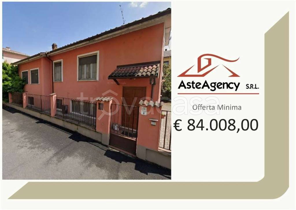 casa indipendente in vendita a Mortara