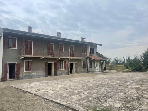 casa indipendente in vendita a Mortara