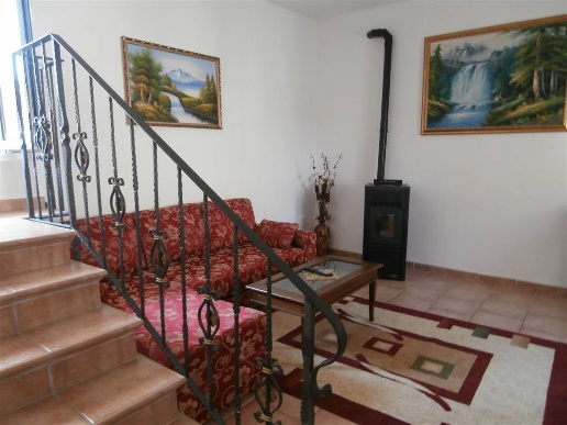 casa indipendente in vendita a Mortara