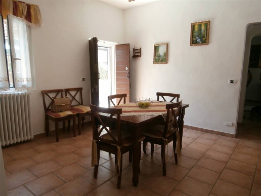 casa indipendente in vendita a Mortara