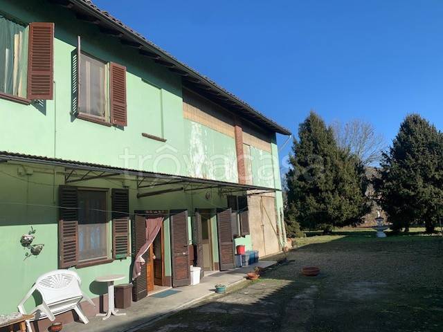 casa indipendente in vendita a Mortara