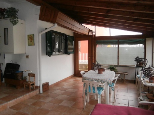 casa indipendente in vendita a Mortara