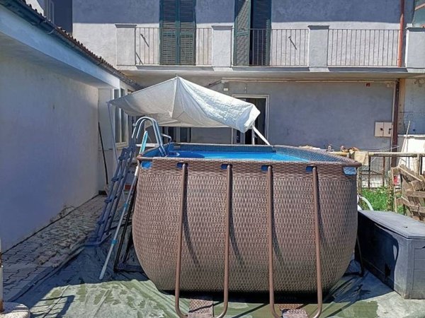 casa indipendente in vendita a Mortara