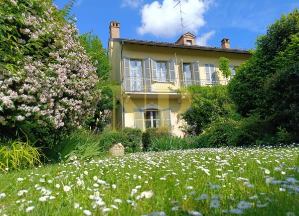 casa indipendente in vendita a Mortara