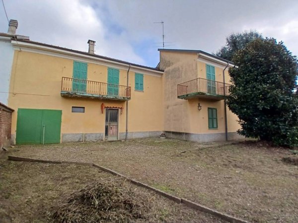 casa indipendente in vendita a Mortara