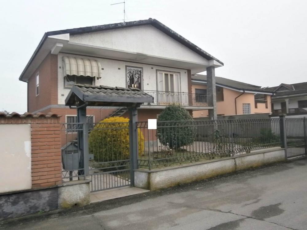 casa indipendente in vendita a Mortara