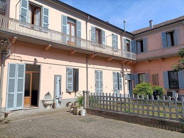 casa indipendente in vendita a Mortara