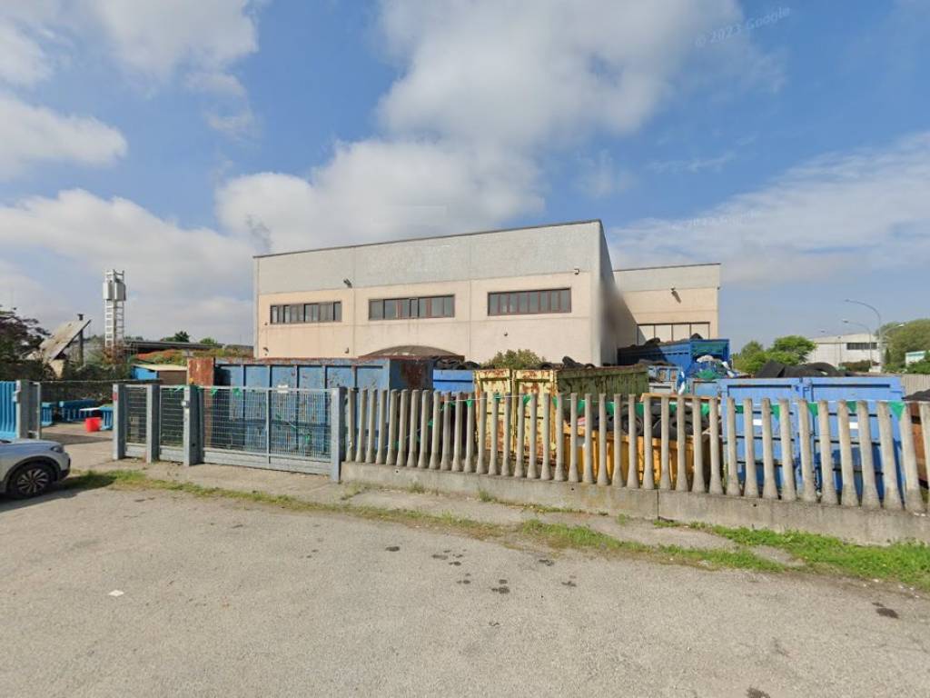 capannone in vendita a Mortara