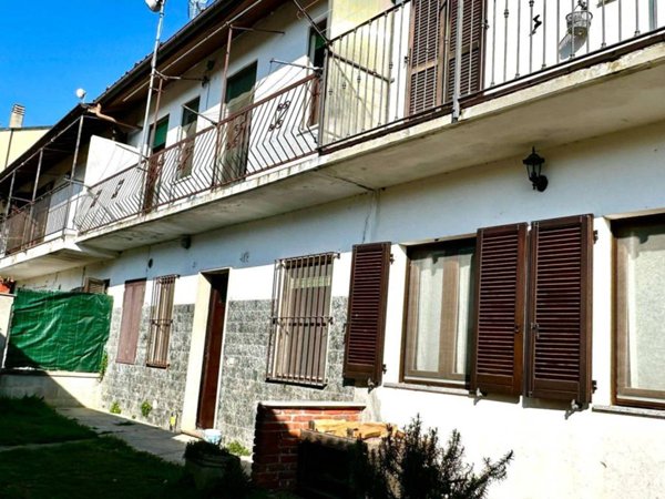 casa indipendente in vendita a Mortara